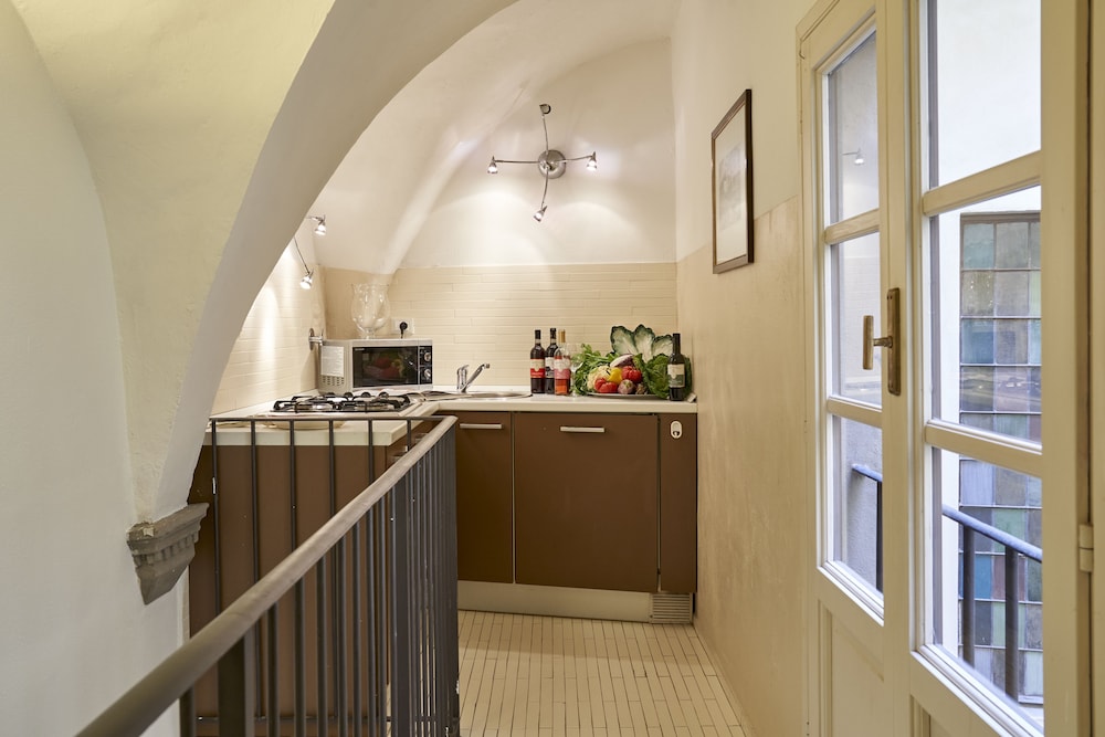 Apartment, Mezzanine photo 3