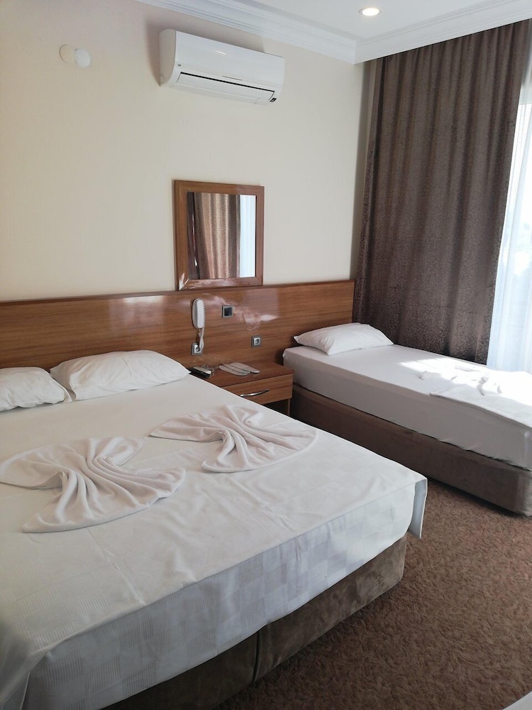 Single Room photo 2