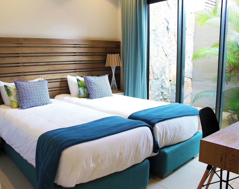 Comfort Apartment, 3 Bedrooms, Marina View photo 2
