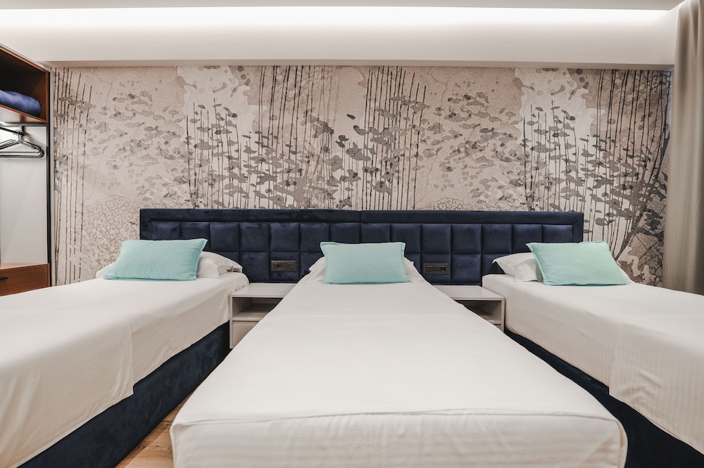 Triple Room, Sea View photo 2