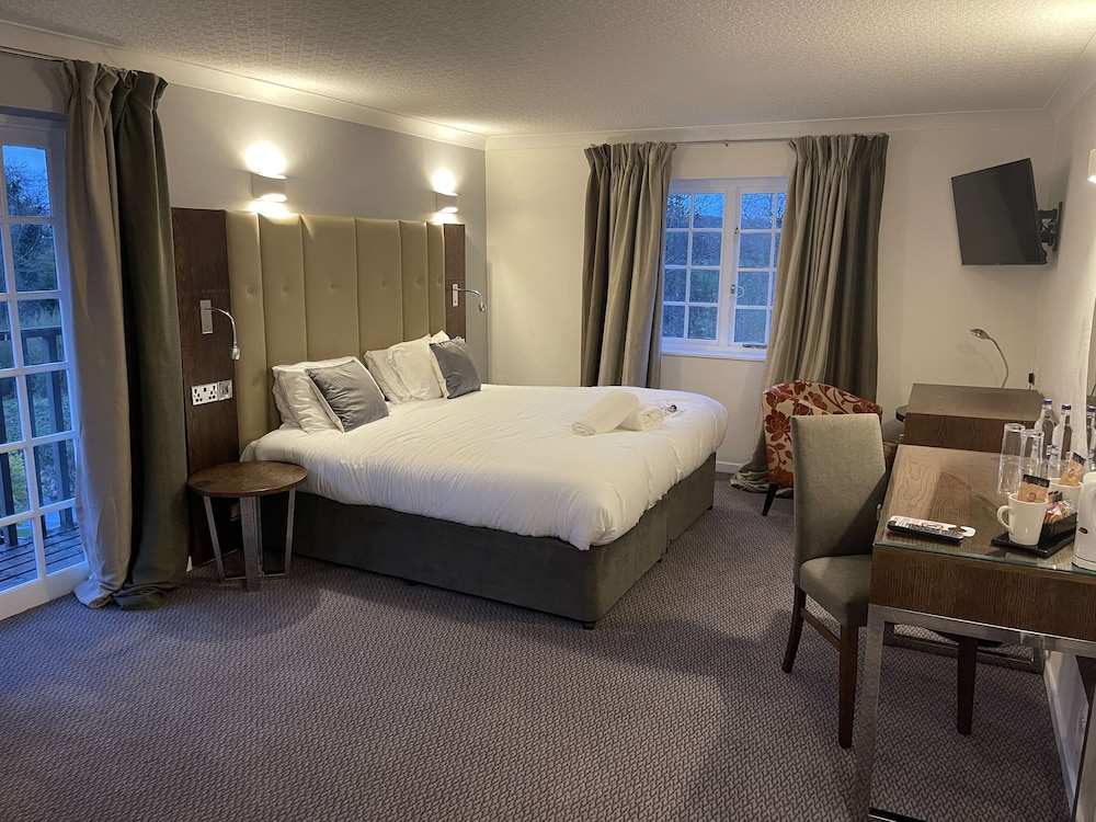 Executive Room, 1 Double Bed, Balcony, River View (Converts To 2 Twin Beds)