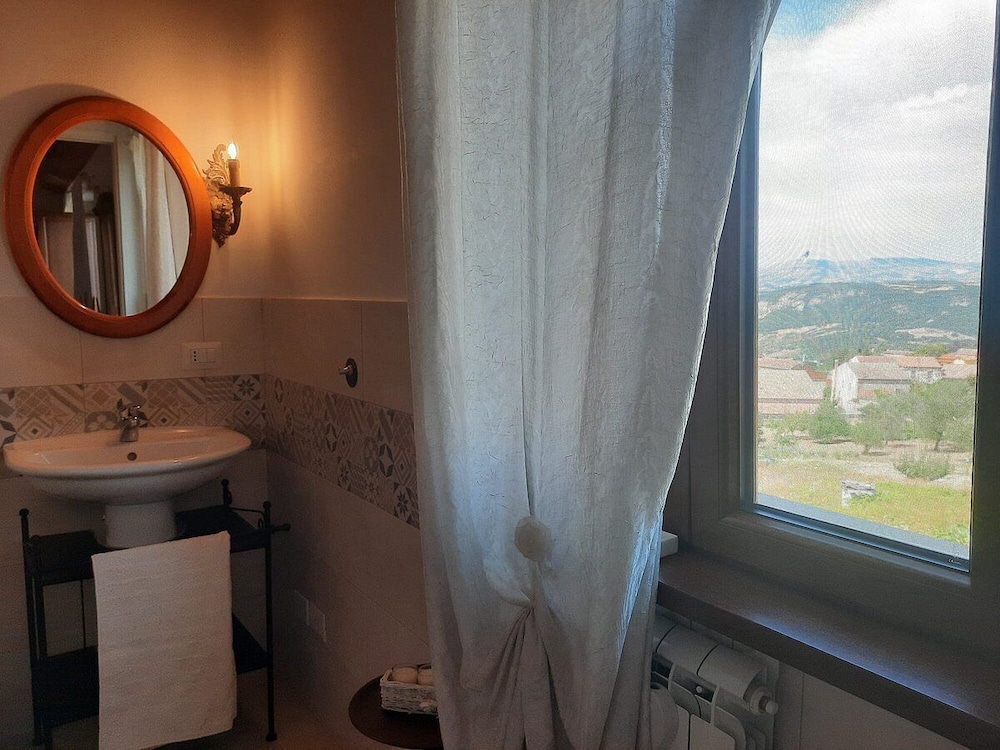 Room photo 2