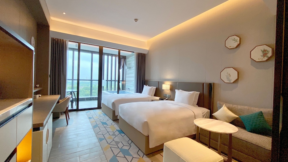 Standard Room, 2 Twin Beds, City View