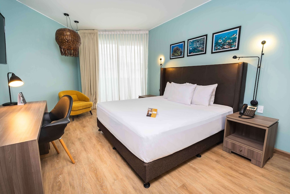 Suite, 1 King Bed