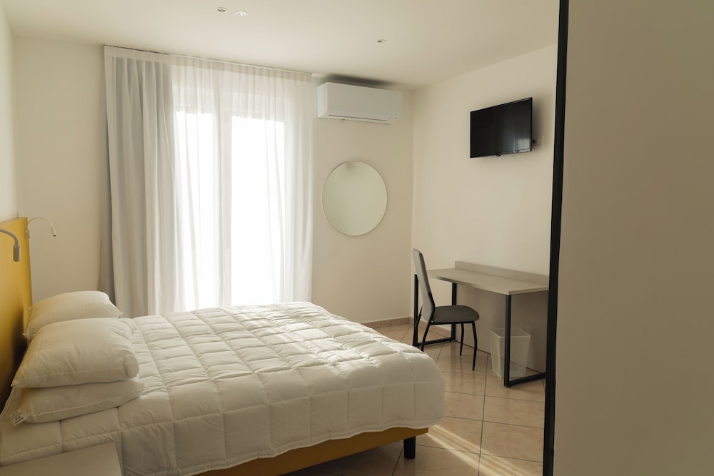 Comfort Double or Twin Room, Balcony
