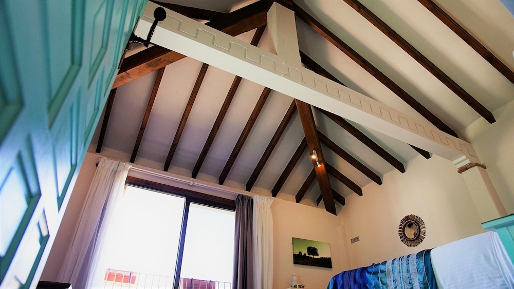 Suite, Mountain View