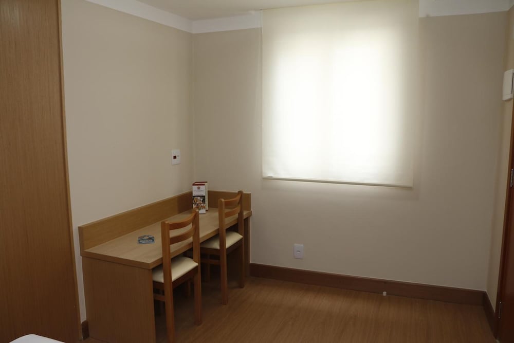 Standard Double Room - Photo 3