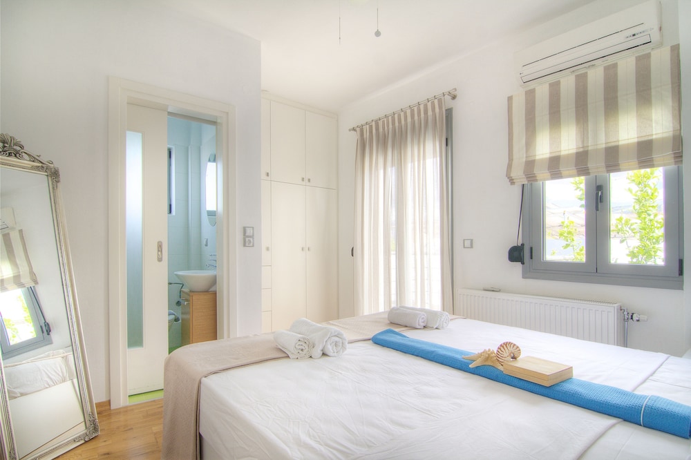 Villa, 3 Bedrooms photo 1
