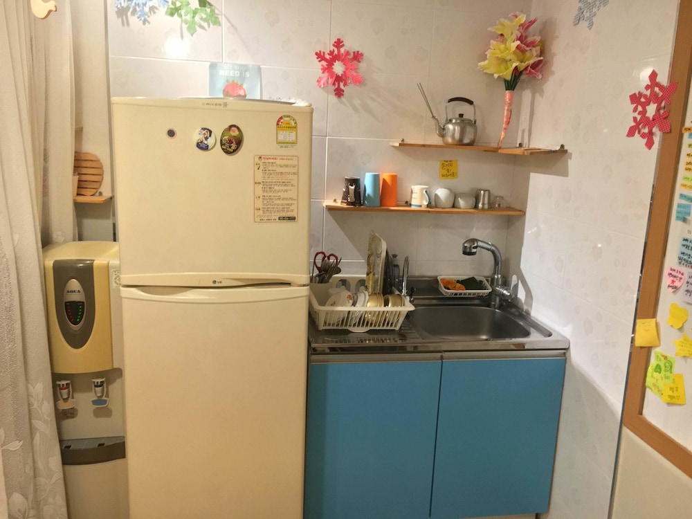 Superior House, 2 Bedrooms, City View, Annex Building photo 3