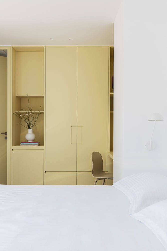 Suite with Private Heated Plunge Pool & Partial Sea View