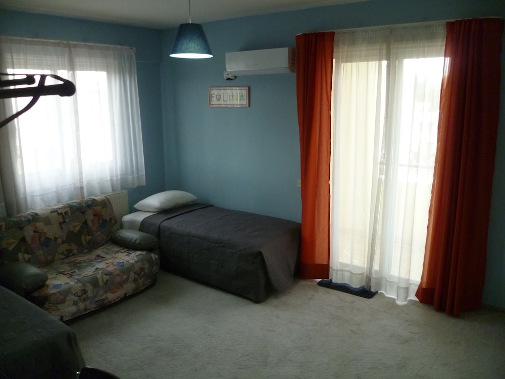 Shared Dormitory, 1 Bedroom, Balcony photo 1