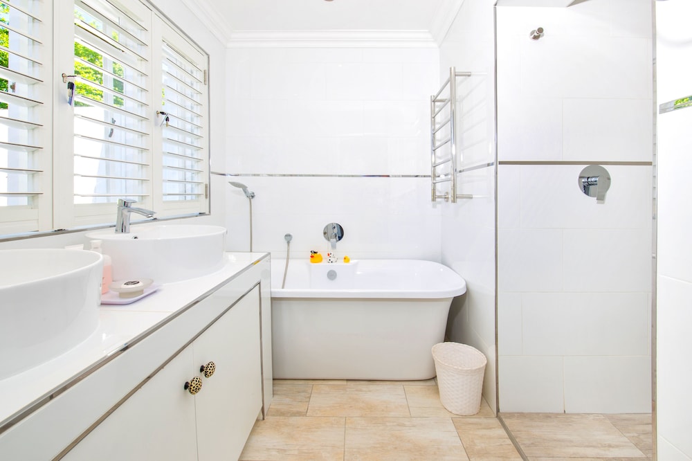 Luxury Double or Twin Room, 1 King Bed, Garden View, Garden Area photo 1