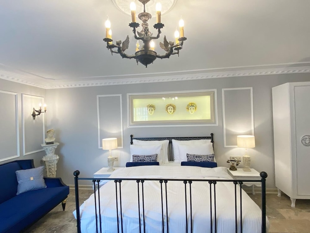 Deluxe Double or Twin Room photo 2