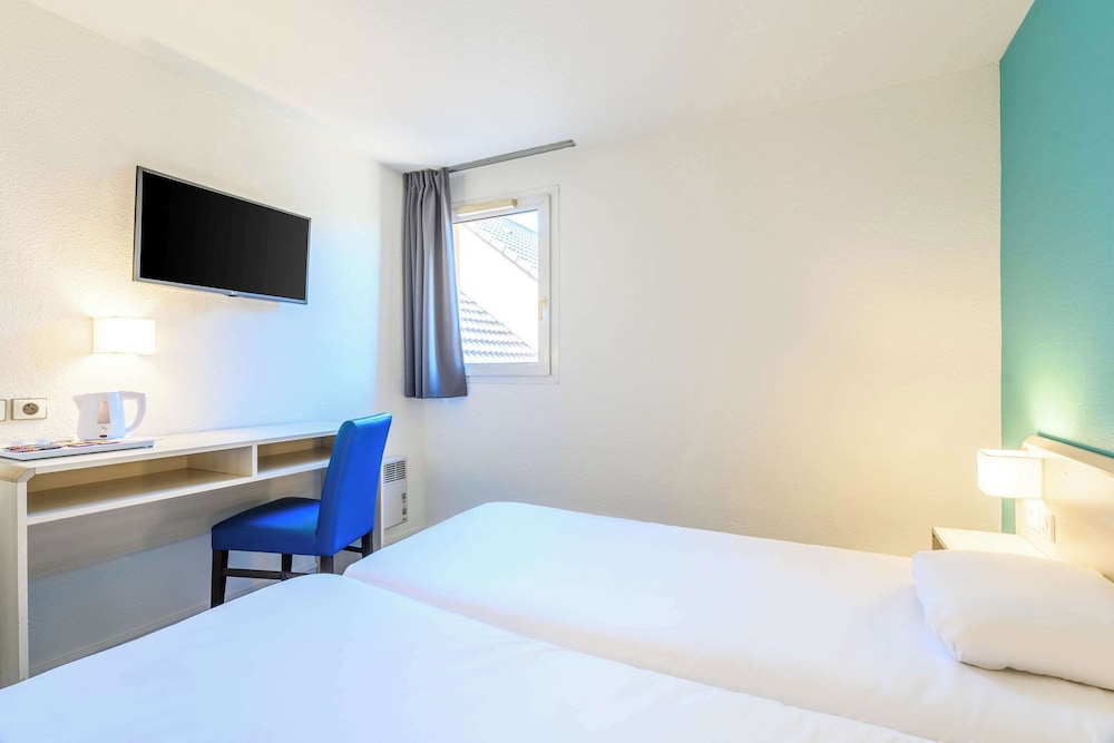 Standard Twin Room, 2 Twin Beds, Non Smoking - Photo 4