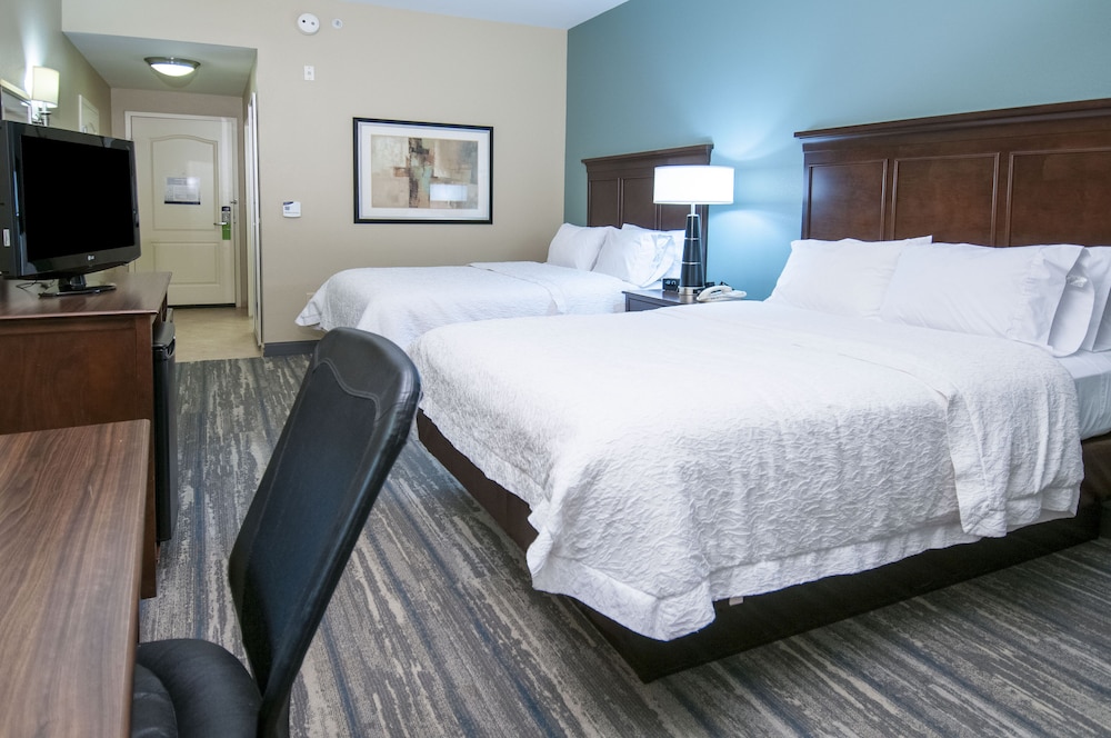 Room, 2 Queen Beds, Accessible, Non Smoking - Photo 3