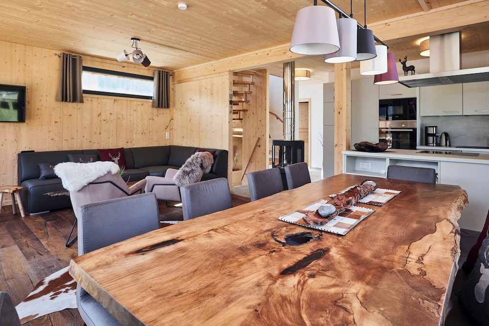 Chalet mit 4 Schlafzimmern für bis zu 10 Personen