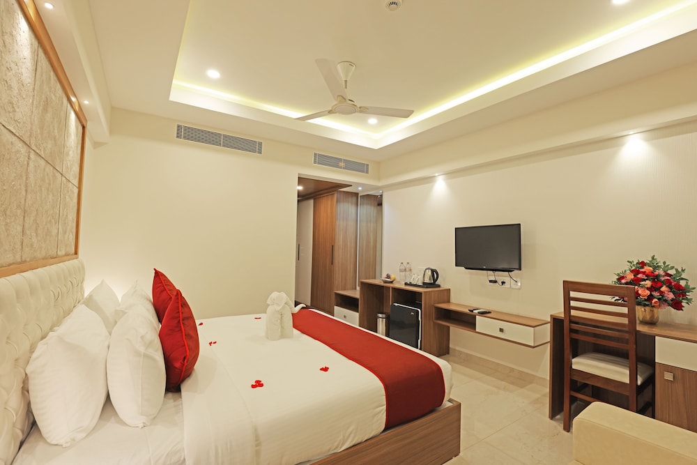 Executive Room - Photo 10
