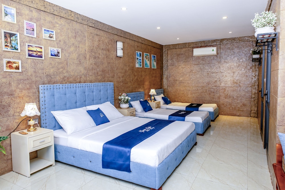 Premier Room with Garden View - Photo 3