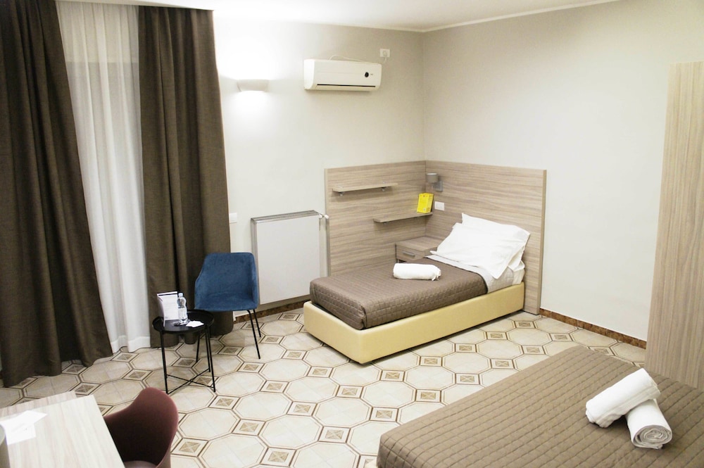 Comfort Triple Room, Multiple Beds (IL LAGO) photo 3