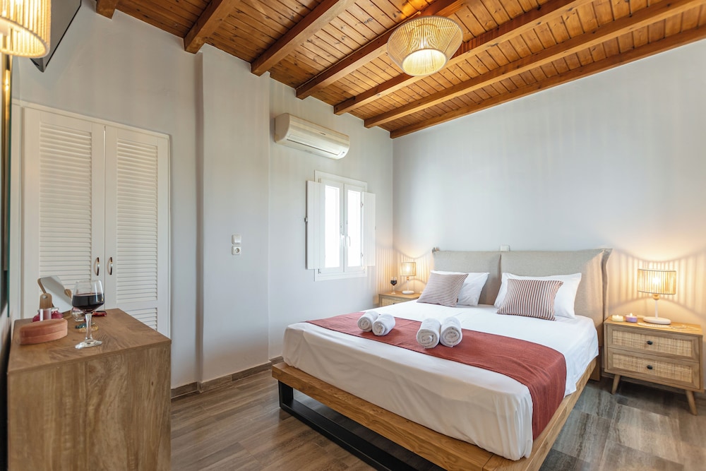 Executive Villa, 3 Bedrooms, Sea View (Outdoor Jetted Tub)