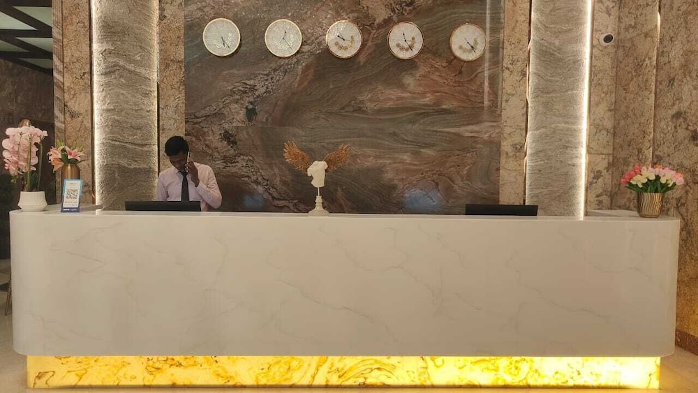 Deluxe Double or Twin Room, City View