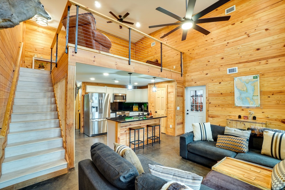 House (2 Bedrooms) photo 1