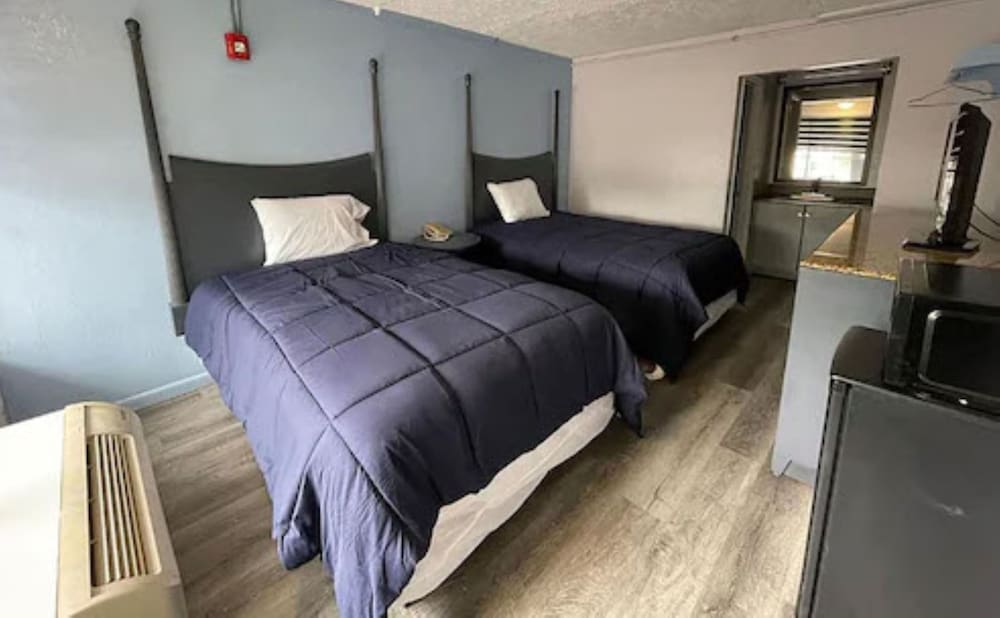 Standard Double Room, 2 Double Beds, Non Smoking photo 1