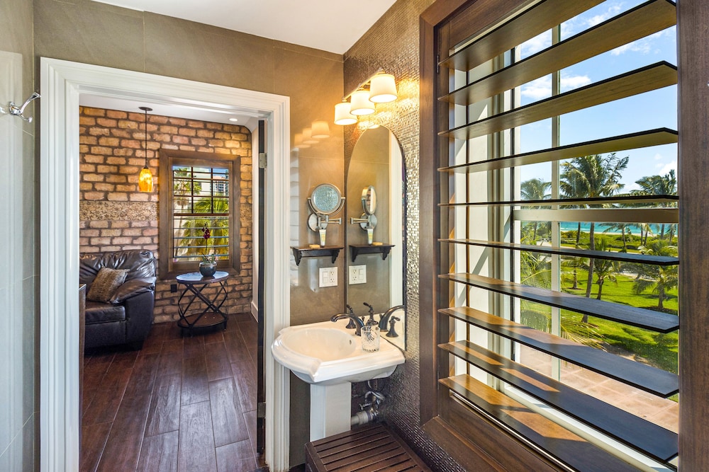 Cavalier Ocean View Suite - Photo 11