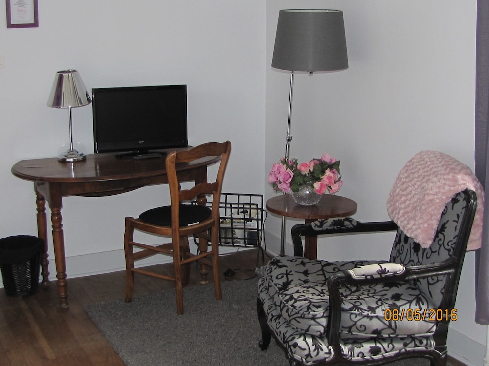 Superior Double Room, Non Smoking (Noir De Lune) photo 2