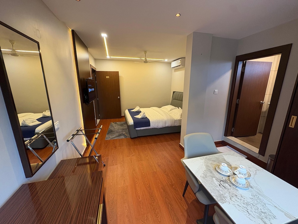 Suite Room