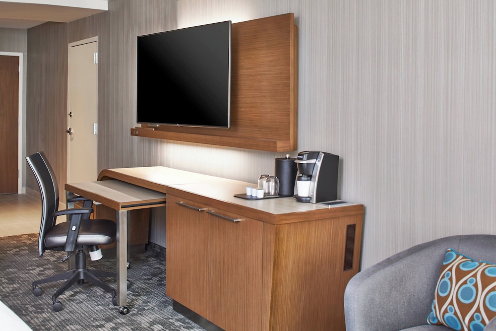 Suite, Multiple Beds