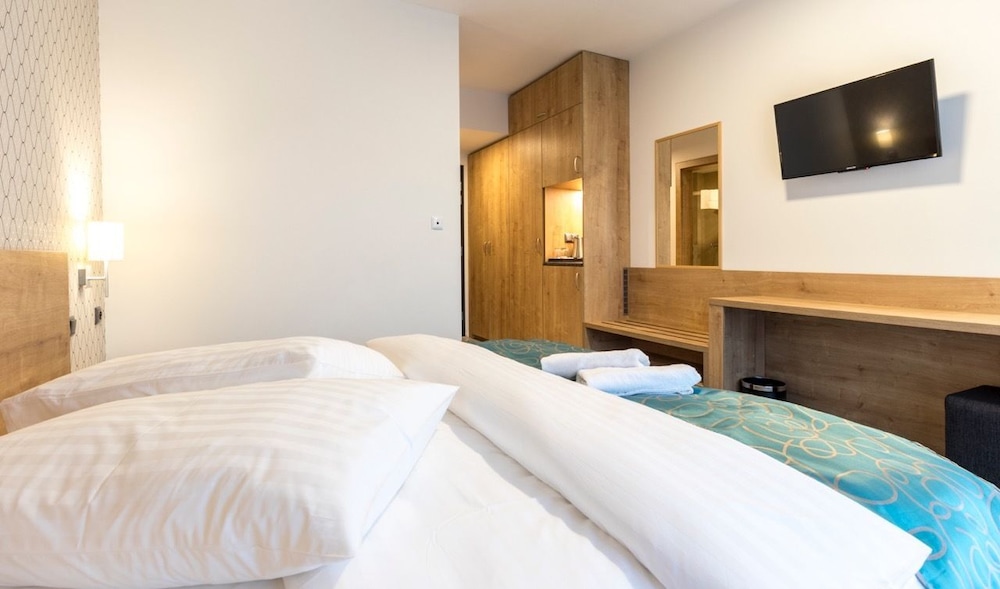 Double Room, Accessible (Terrace) photo 3