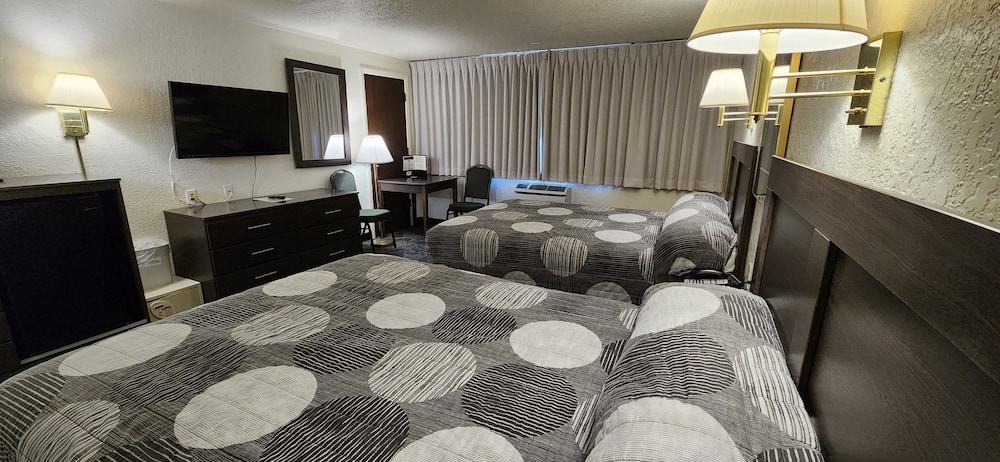 Double Queen Room photo 1
