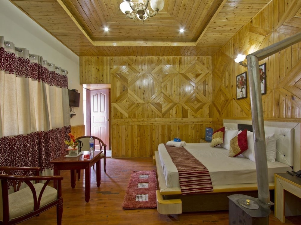 Deluxe Room - Photo 3