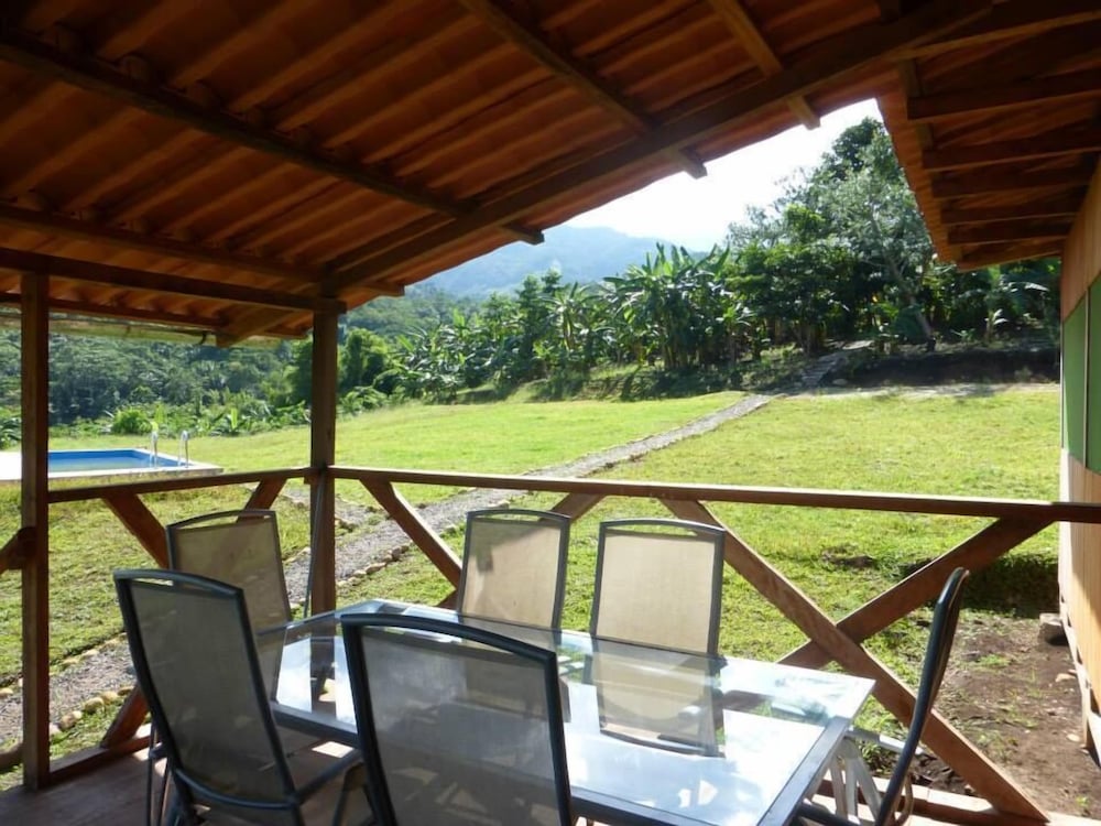 Family Chalet, 4 Bedrooms, Balcony, Garden View photo 2