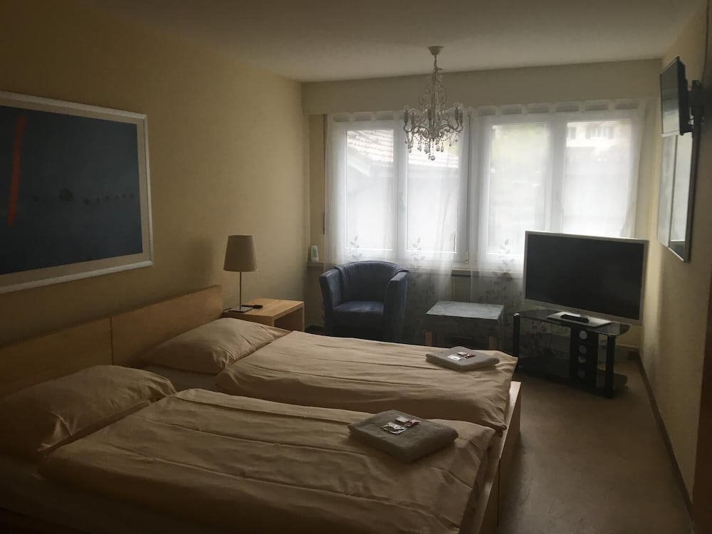 Double Room - Photo 4