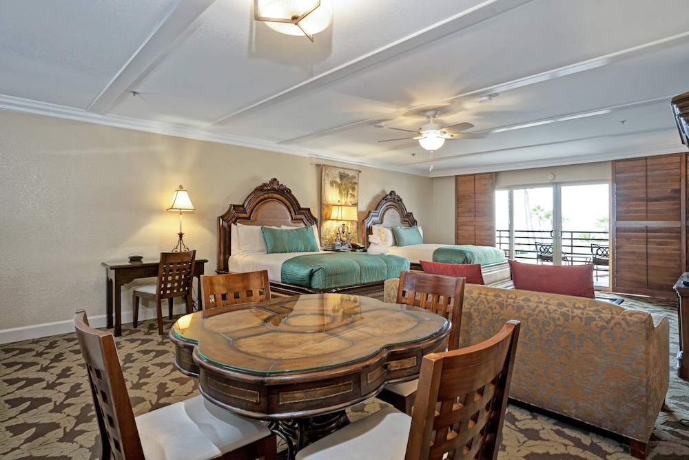 Suite (Coastal Living) - Photo 1