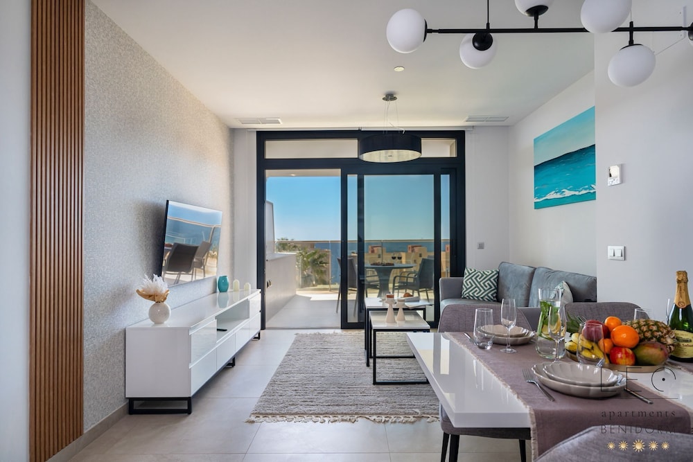 Deluxe Apartment, Beach View
