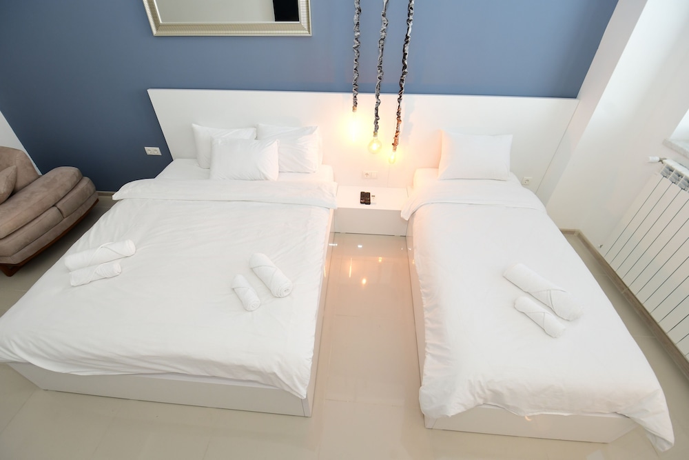 Deluxe Room, City View photo 2
