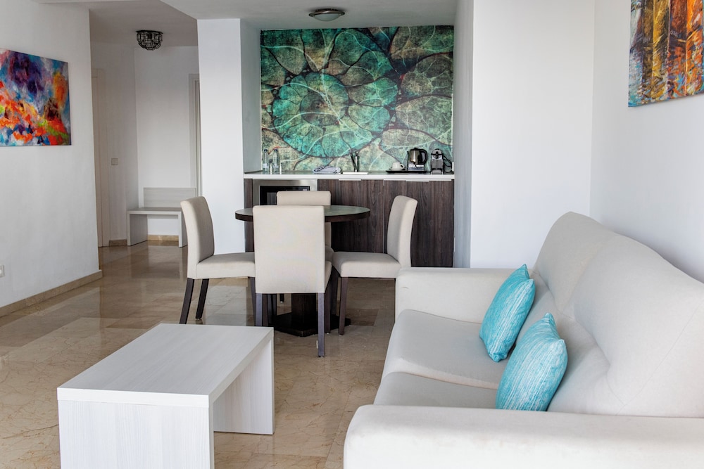 Deluxe Suite, 1 Bedroom, Sea View