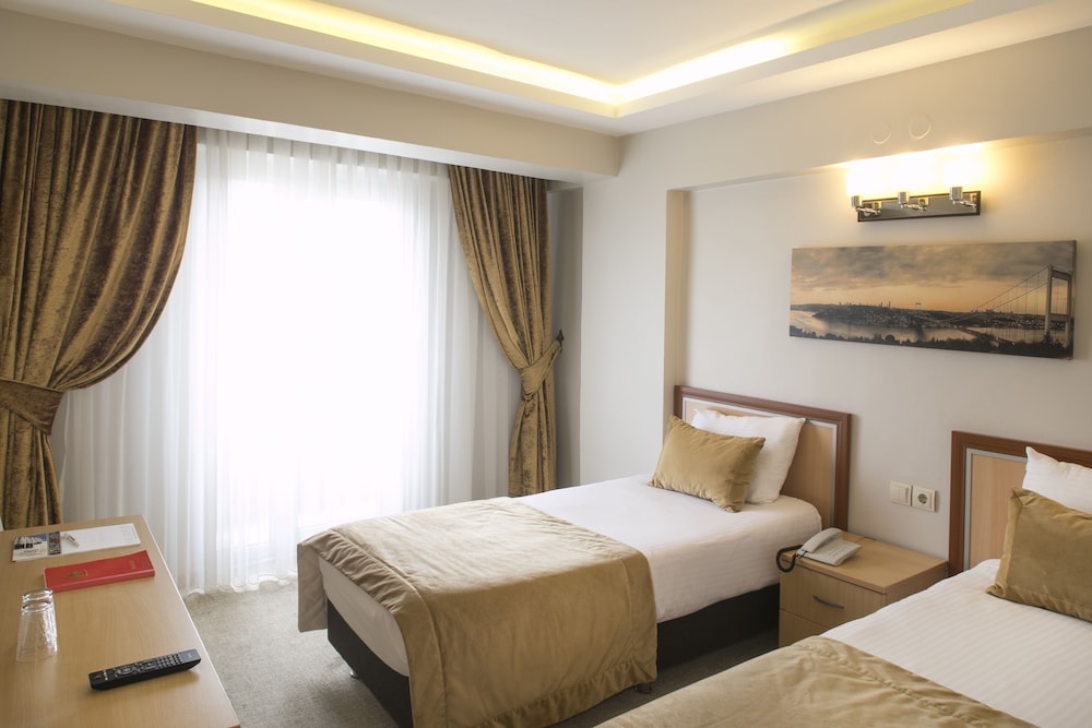 Standard Room photo 2