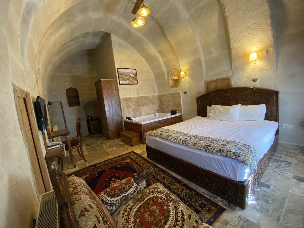 Comfort Suite photo 2