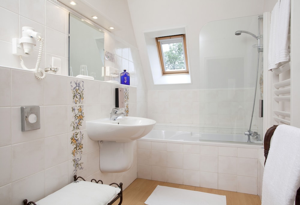 Superior Triple Room photo 2