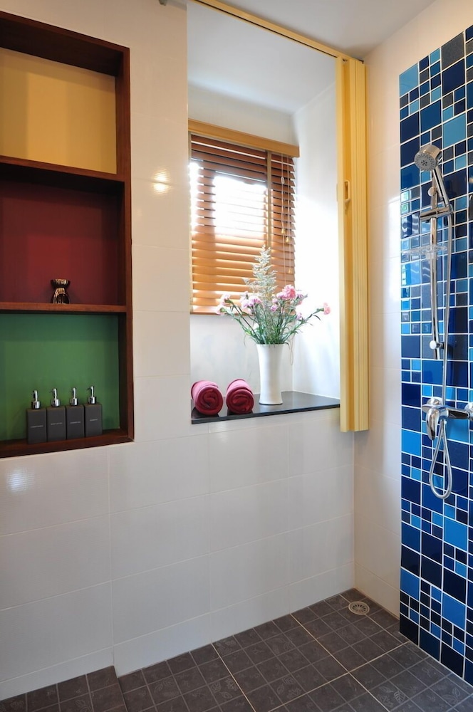 Deluxe Suite - Photo 5