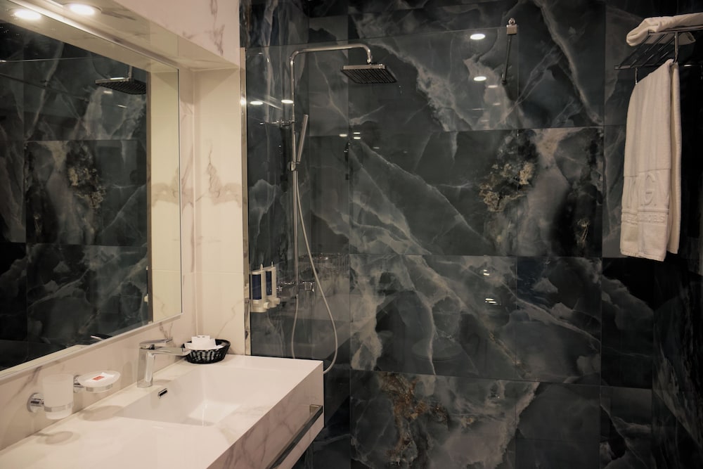 Premier Apartment, 1 Bedroom (Sea or Pool View) - Photo 5