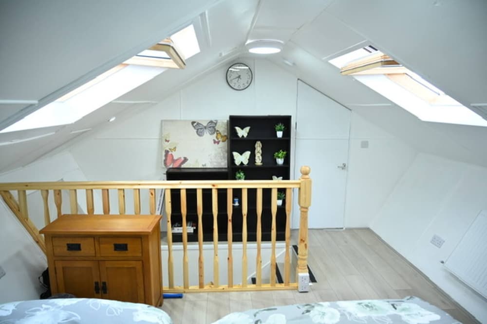 Bungalow, 4 Bedrooms, Accessible, Fireplace