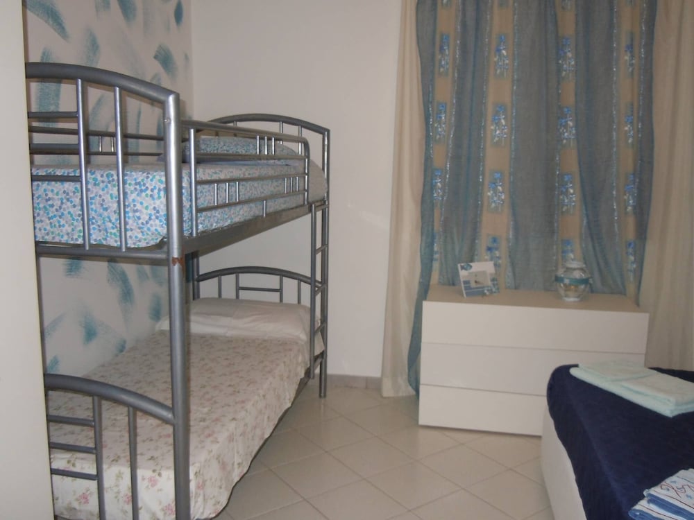 Apartment, 2 Bedrooms, Smoking, Private Pool photo 3