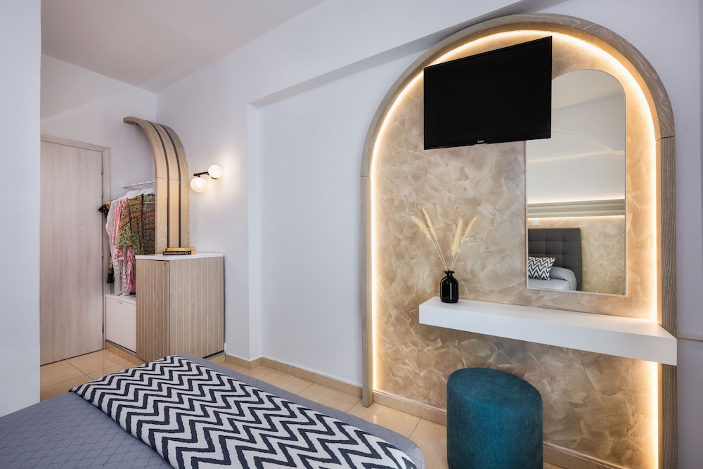 Standard Double Room - Photo 3