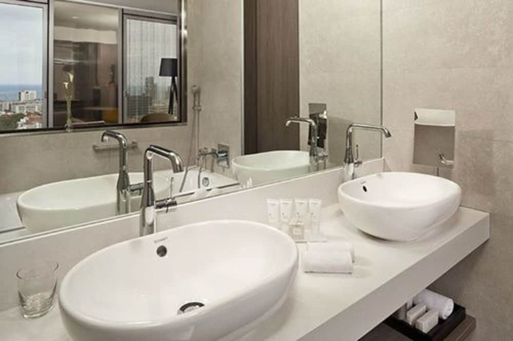 Premium Room, Ocean View (The Level Grand (2+1))