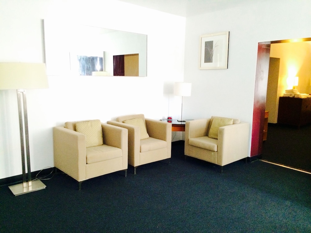 Executive Suite photo 1
